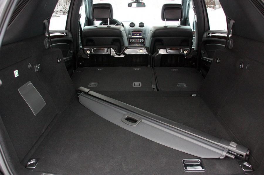  Mercedes-Benz ML63 AMG 2011 года  (фото 7 из 81)